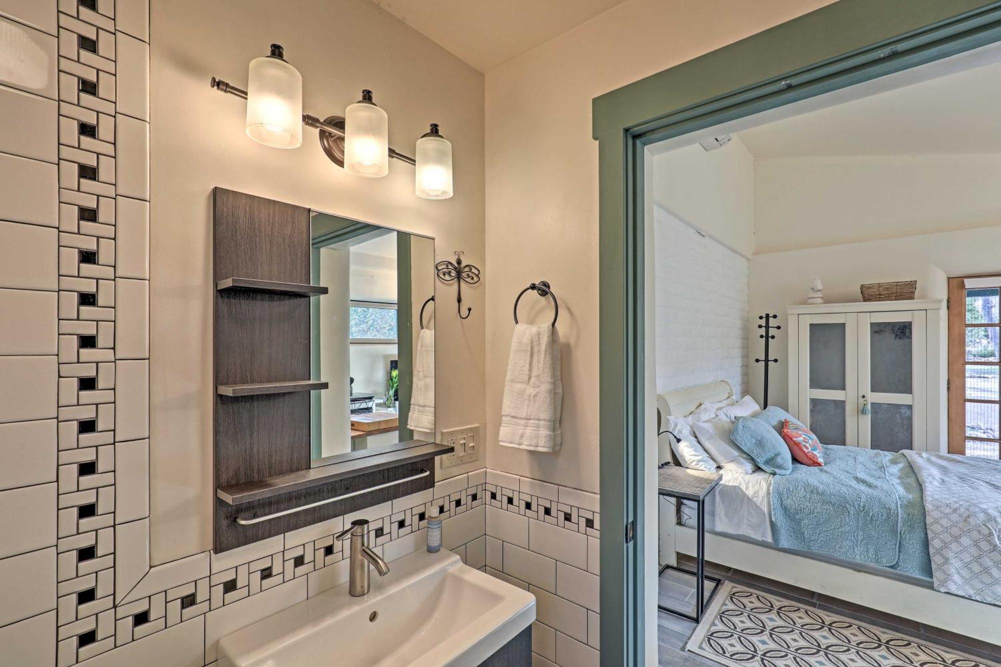 Casa Paloma 1 - Artsy Studio With Hot Tub Access! Patagonia Exteriör bild